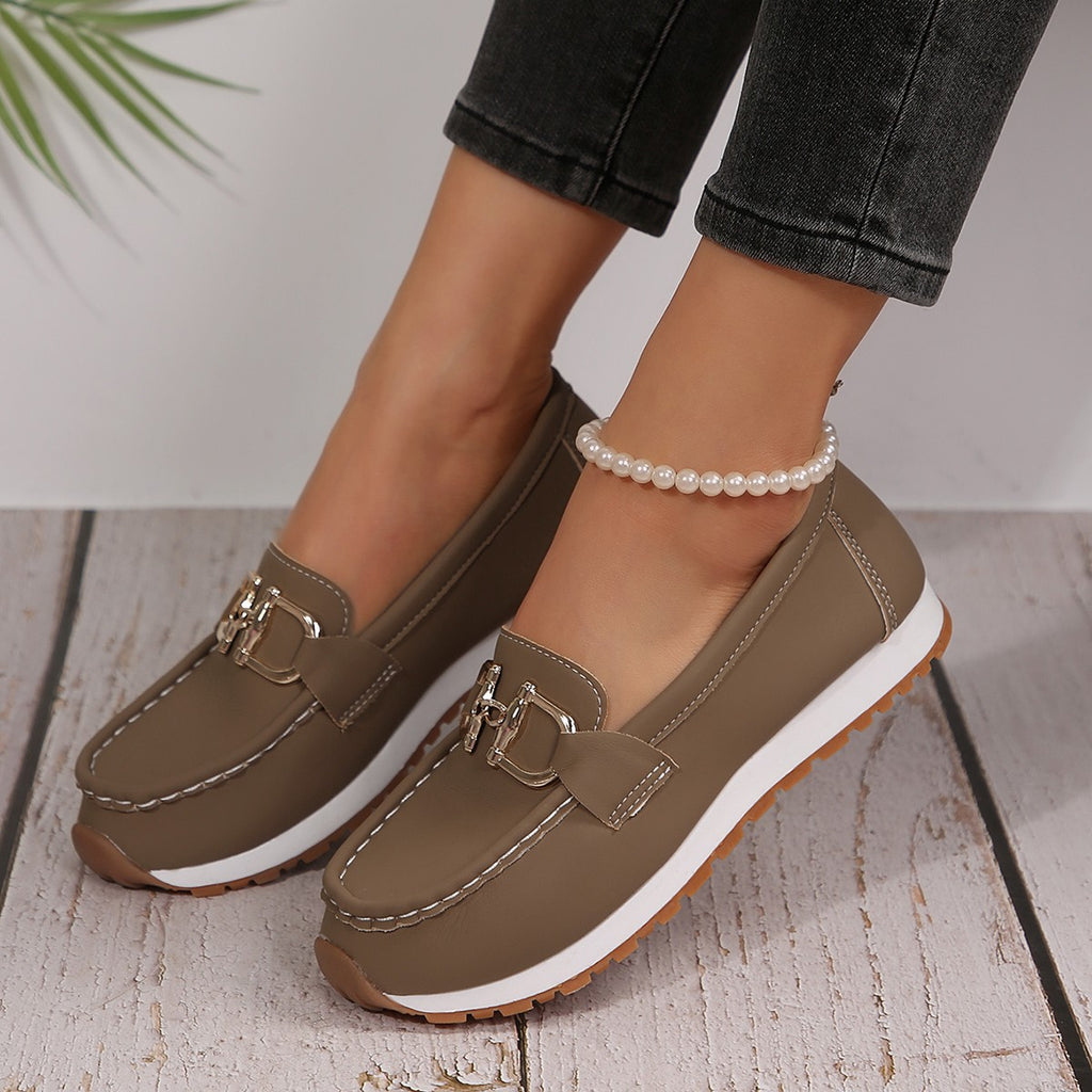 Women Casual Sports Shoes with Metal Chain