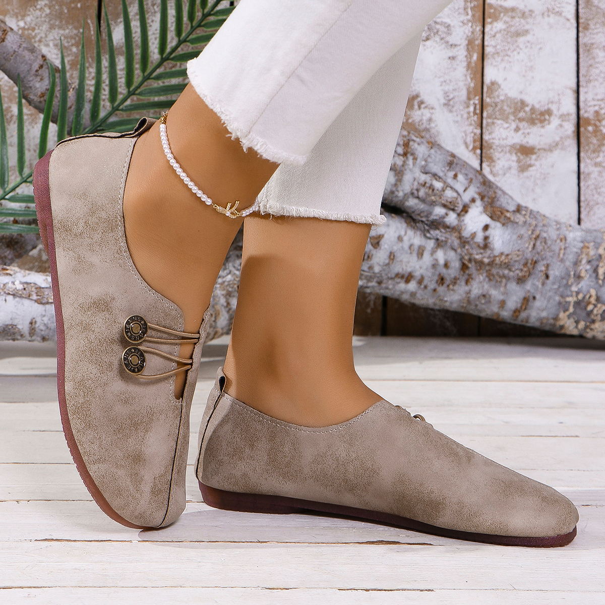 Women Flat Round Toe Slip On Shoes