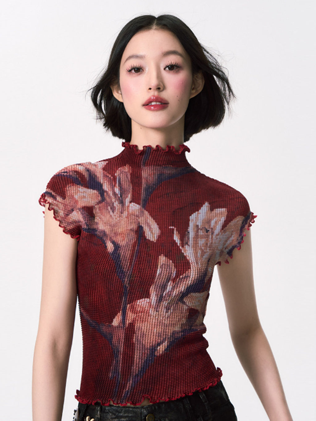 Floral Pleated High-Neck Short Sleeve Top