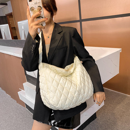 Down Jacket Bag Women's Bag 2025 New Simple Solid Color Tote Bag Autumn and Winter Diamond Large Capacity Casual Shoulder Bag