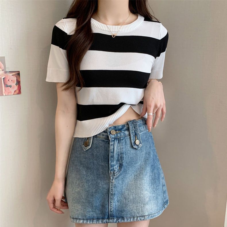 Korean Striped Short Sleeve Knit Top